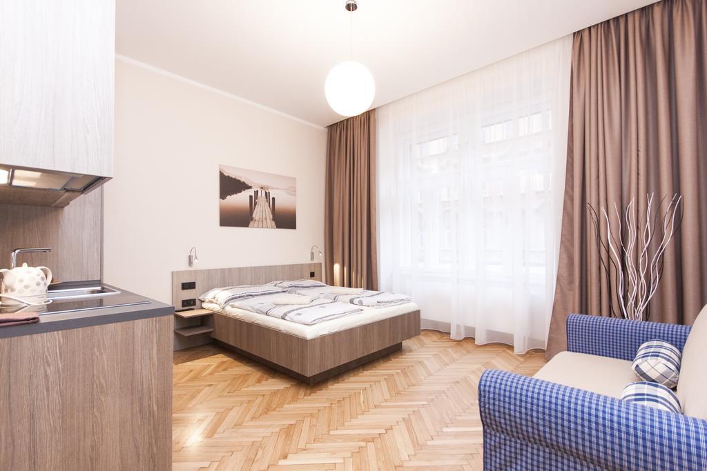 Manesova Astra Apartment Praga Habitación foto